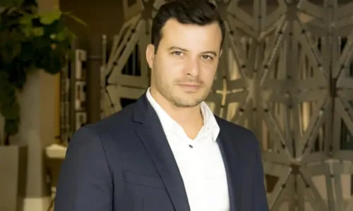 
					Quem é quem na história entre Davi e Mani Reggo ? Veja detalhes
				
				