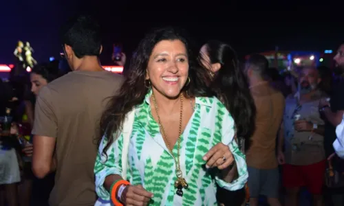 
				
					Regina Casé celebra relação com Festival de Verão: 'Fico esperando'
				
				