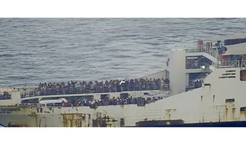 
				
					Rodoviária de Salvador e Ferry ficam lotados com fim do feriado
				
				