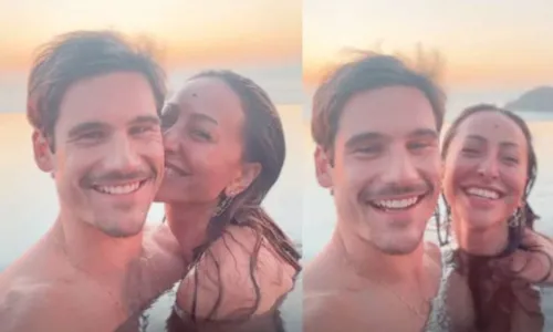 
				
					Sabrina Sato e Nicolas Prattes posam juntos e assumem romance; VÍDEO
				
				