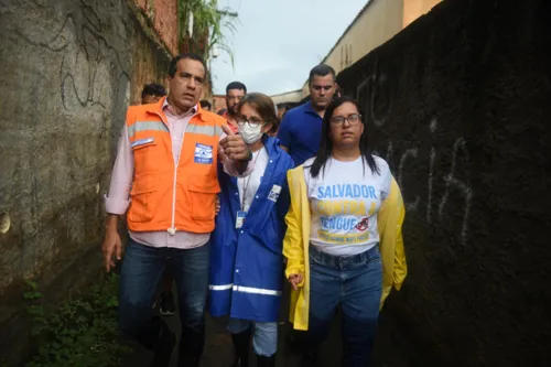 
				
					Salvador realiza ações de suporte à população afetada pela chuva
				
				