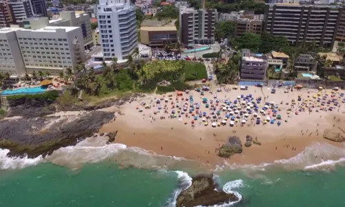 
				
					Salvador tem 25 praias impróprias para banho no fim de semana
				
				