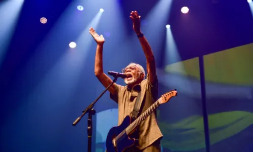 
				
					Show de Gilberto Gil tem pane elétrica durante homenagem a Gal Costa
				
				