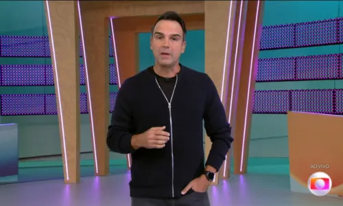 
				
					Tadeu Schmidt explica passo a passo da expulsão de Wanessa no 'BBB 24'
				
				