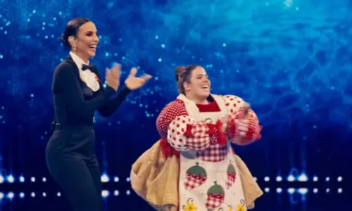 
				
					Tati Machado é desmascarada no 'The Masked Singer'
				
				