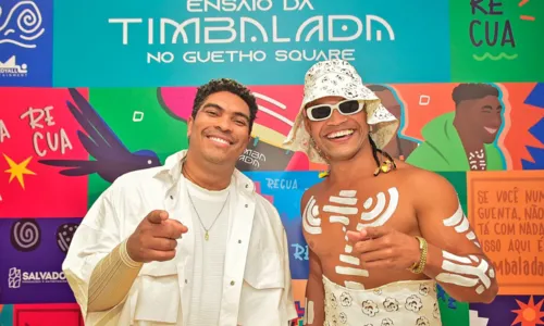 
				
					Timbalada anuncia data do último ensaio de verão antes do Carnaval
				
				