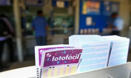 
				
					Concurso 3120 da Lotofácil sorteia R$ 5 milhões nesta terça-feira (4)
				
				