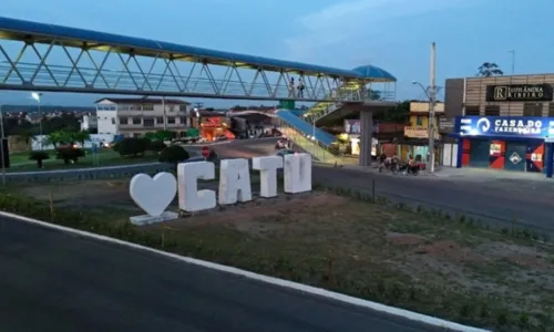 
				
					Três homens e uma mulher são presos após sequestro em cidade da Bahia
				
				