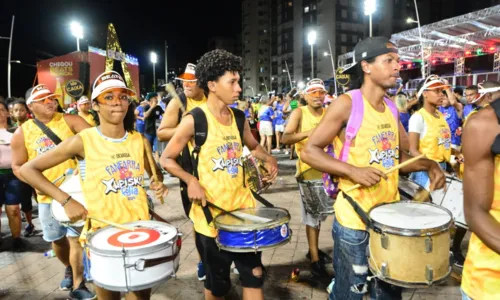 
				
					Veja imagens das fanfarras e bloquinhos no circuito Sérgio Bezerra
				
				