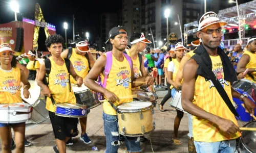 
				
					Veja imagens das fanfarras e bloquinhos no circuito Sérgio Bezerra
				
				