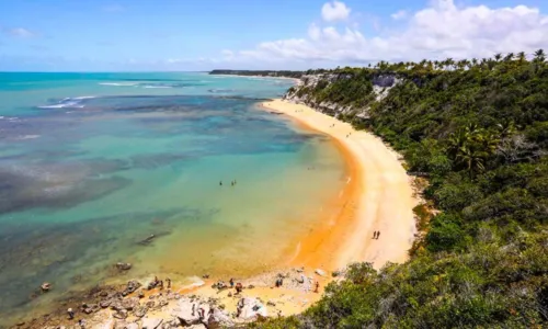 
				
					Veja lugares da Bahia onde curtir um Ano Novo sossegado
				
				