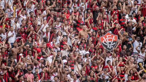 
				
					Vitória x Atlético-GO: horário, onde assistir e prováveis escalações
				
				