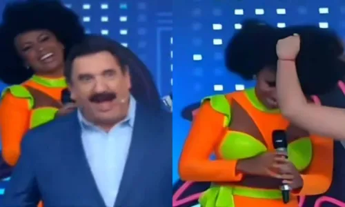 
				
					Web acusa Ratinho de racismo após comentário sobre bailarina; VÍDEO
				
				