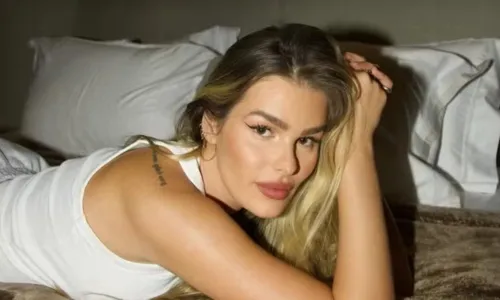 
				
					Yasmin Brunet relata abusos de ex: 'Coisas bens cruéis'
				
				