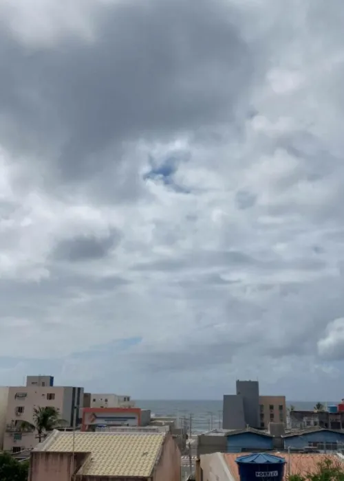 
				
					Salvador: primeira sexta-feira do ano terá sol entre nuvens e mormaço
				
				