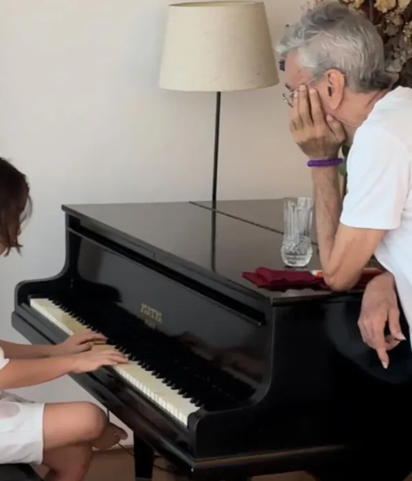 Caetano Veloso vive momento especial com filho de Alinne Moraes