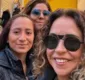 
                  Daniela Mercury e Malu Verçosa fazem viagem de férias com filhas