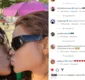 
                  Lucy Alves e Indira Nascimento trocam beijão para foto na web