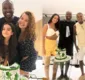 
                  Thiaguinho celebra aniversário com Rodriguinho, Fê Souza e mais