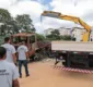 
                  Veículos e barcos abandonados são removidos das vias de Salvador