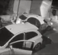 
                  Vídeo: vereador tem carro roubado na porta de casa na Bahia