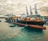 Supernavio de 366 metros chega a Salvador e inaugura rota com a Ásia