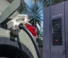 Volvo cobrará clientes por carregamento de carros elétricos rivais