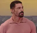 Cauã Reymond reage a suposta falta de higiene em 'Vale Tudo'