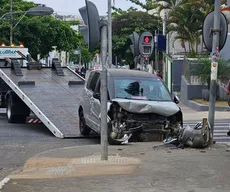 Homem fica ferido após acidente de carro em cruzamento na Bahia; VÍDEO