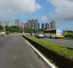 Obras alteram trânsito em Salvador durante primeiro dia de Enem