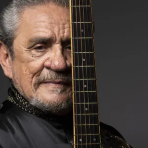 Conheça 'Chão de Giz', música de Zé Ramalho que incendeia corações