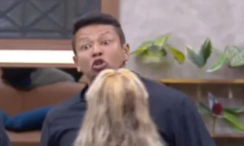 
					A Fazenda: Gilsão fracassa em reality e segue escorado na fama de Belo
				
				