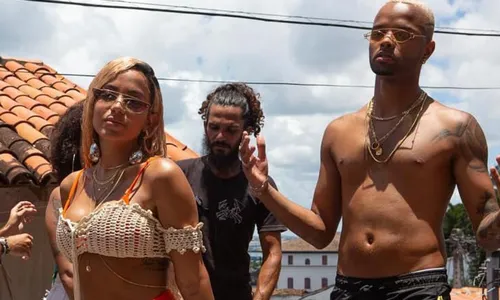 
				
					'A Fazenda 16': quem é MC Zaac, parceiro de músicas de Anitta
				
				