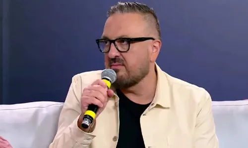 
					Rodrigo Carelli sonha com estrelas da Globo em 'A Fazenda'; veja quem
				
				