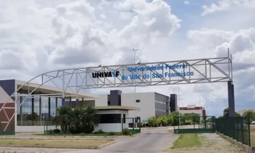 
				
					Univasf abre 940 vagas para cursos de graduação a distância
				
				