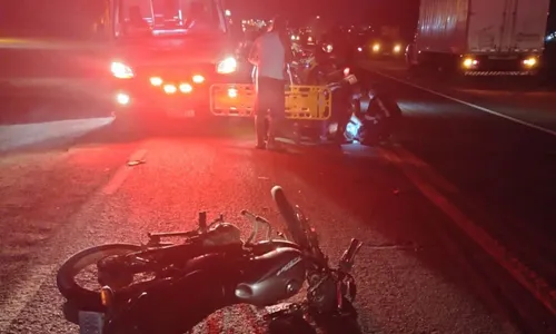 
				
					Acidente com moto deixa duas pessoas gravemente feridas na BR-030
				
				