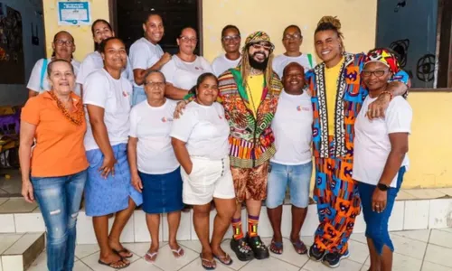 
				
					Adereços da SPFW serão vendidos por associação quilombola da Bahia
				
				