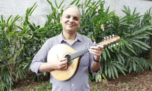 
				
					Ailton Reiner retorna ao Segundas do Chorinho nesta segunda-feira (17)
				
				