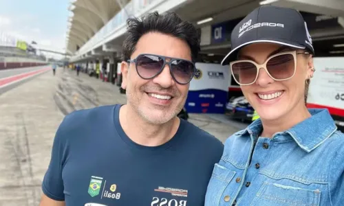 
				
					Ana Hickmann e Edu Guedes exibem mansão luxuosa que vão morar juntos
				
				