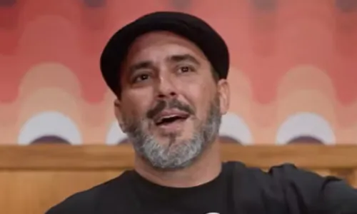 
					André Marques negocia retorno à Globo após três anos longe da TV
				
				