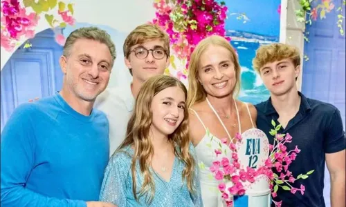 
					Angélica abre o jogo sobre relação com as namoradas dos filhos
				
				