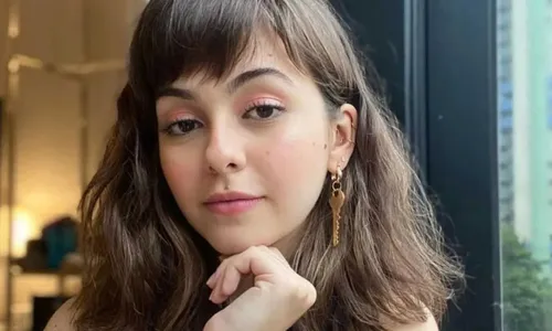 
					Atriz Klara Castanho quebra silêncio sobre ida para 'BBB 26'
				
				