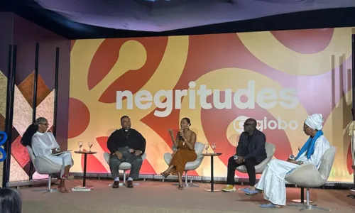 
				
					Artistas e religiosos negros debatem fé como ferramenta de resistência
				
				