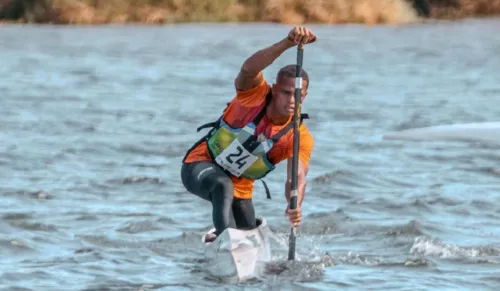 
				
					Atleta de 25 anos se classifica para o Mundial Maratona de Canoagem
				
				