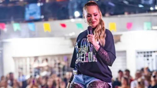 
				
					Solange Almeida dá invertida em ex-sócio após alfinetada: 'Mente'
				
				