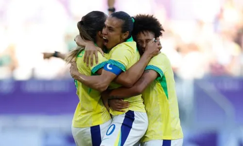 
				
					Brilho de Marta e paredão no Handebol: o 2º dia de Jogos Olímpicos
				
				