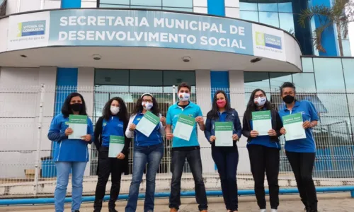 
				
					CadÚnico e Bolsa Família suspendem atendimentos no sudoeste da Bahia
				
				