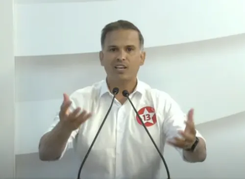 
				
					Candidato espreme laranja e provoca rivais em debate na Bahia; assista
				
				