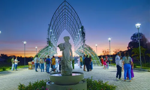 
				
					Cidade baiana gasta mais de R$ 1 milhão em novo ponto turístico; veja
				
				