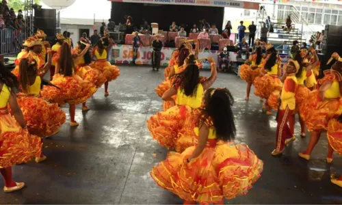 
				
					Começa Campeonato de Quadrilhas Juninas em Salvador; veja programação
				
				